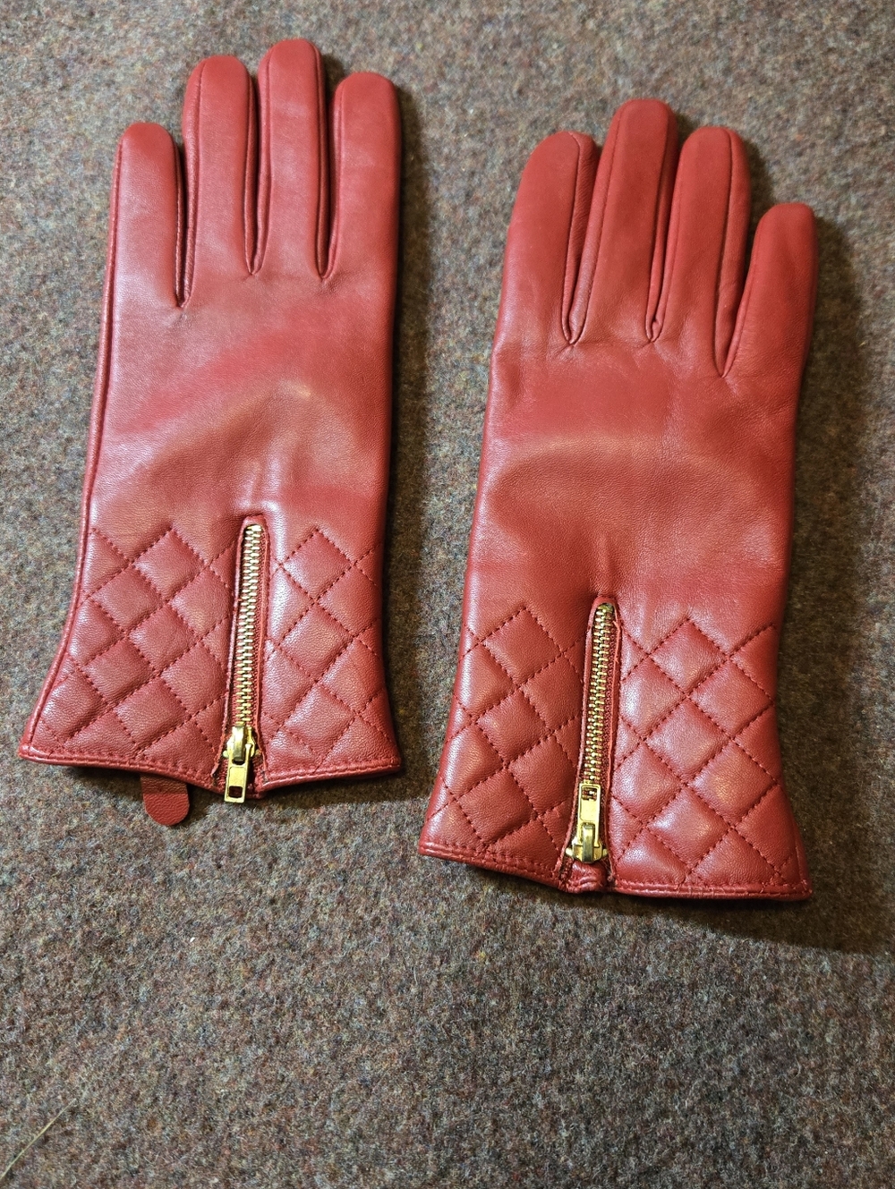 Faux Leather Red Gloves By Excelled Size Large With Goldtone Zippers